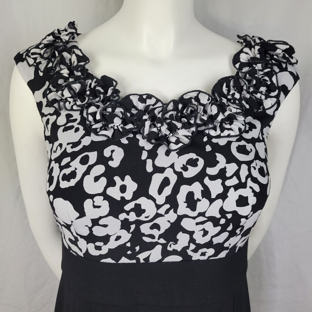 AB Studio Black‎ & White Ruffled Neck Dress - Picture 5 of 9